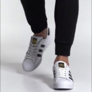 Men’s Adidas Superstar